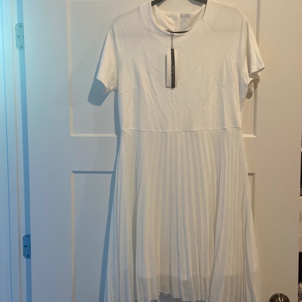 NWT woosea XL white dress 💕 top is solid and the bottom has a slip and sheer 💕